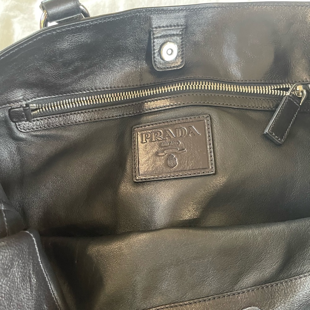 Vintage Prada Glacé Folding tote - Picture 16 of 16